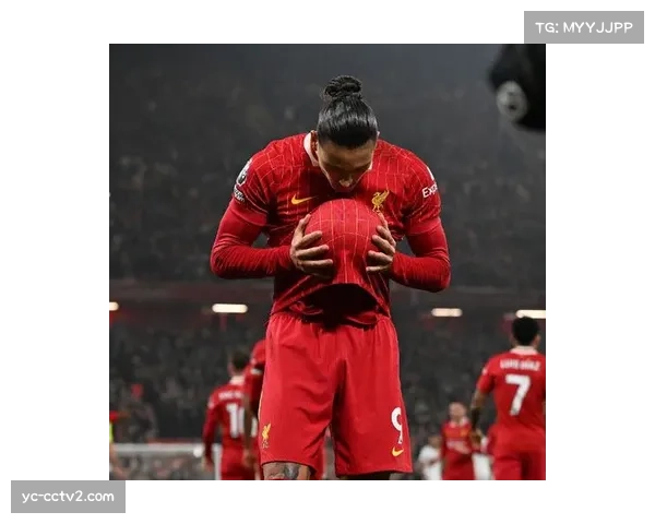 半场战报：利物浦1-0暂领先曼联，努涅斯开场闪击破门